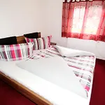 Fleisch Apartament *
